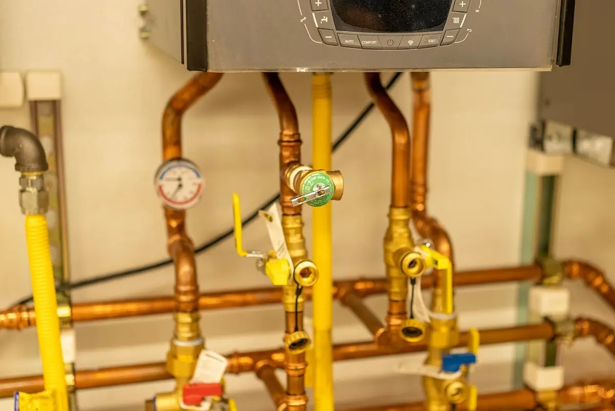 Licensed technician providing Slab Leak Repair for a homeowner in Lakewood